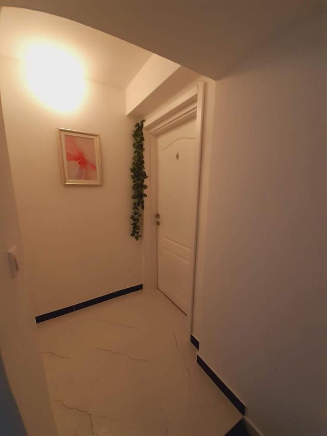 Apartmani Zaara SJJ Esterno foto