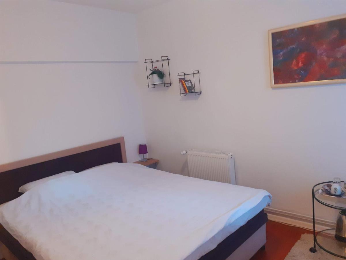 Apartmani Zaara SJJ Esterno foto