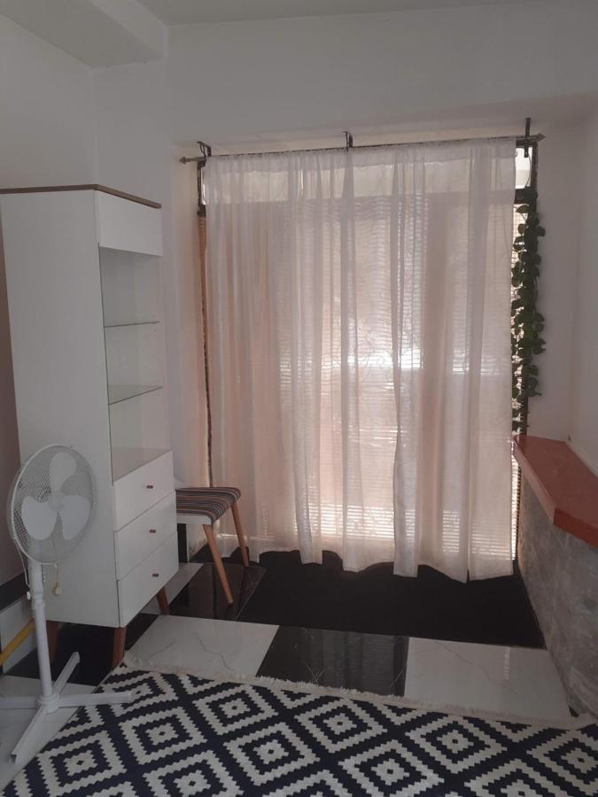 Apartmani Zaara SJJ Esterno foto