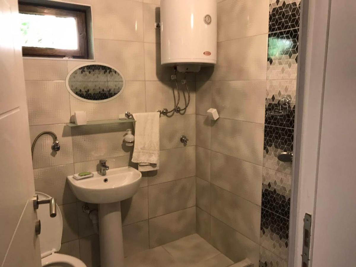 Apartmani Zaara SJJ Esterno foto