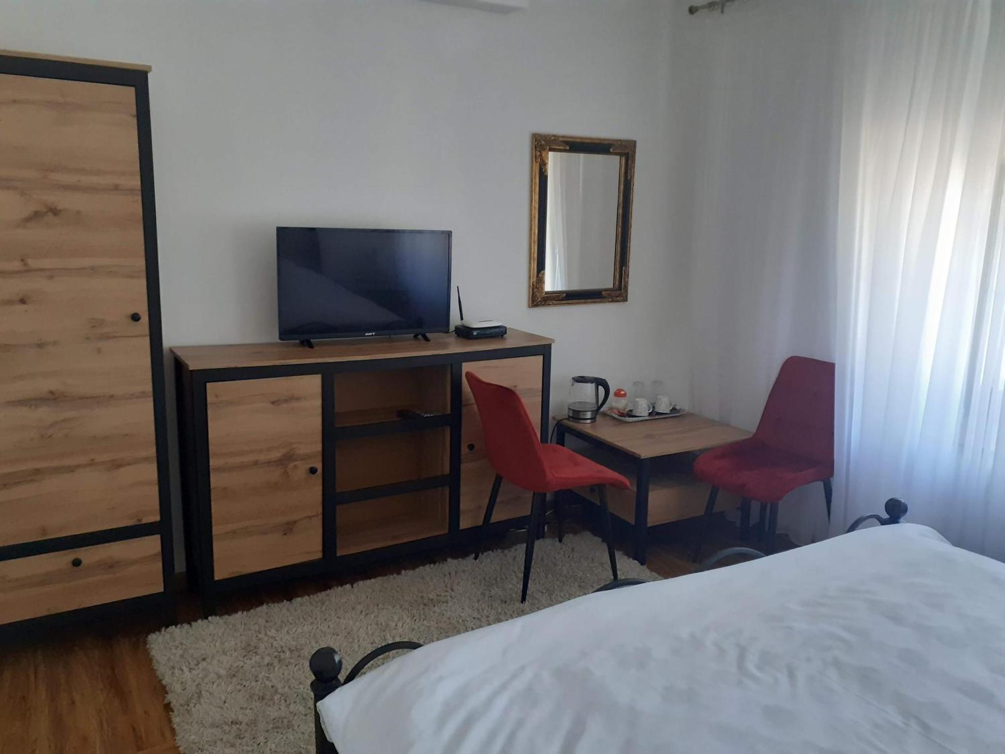 Apartmani Zaara SJJ Esterno foto